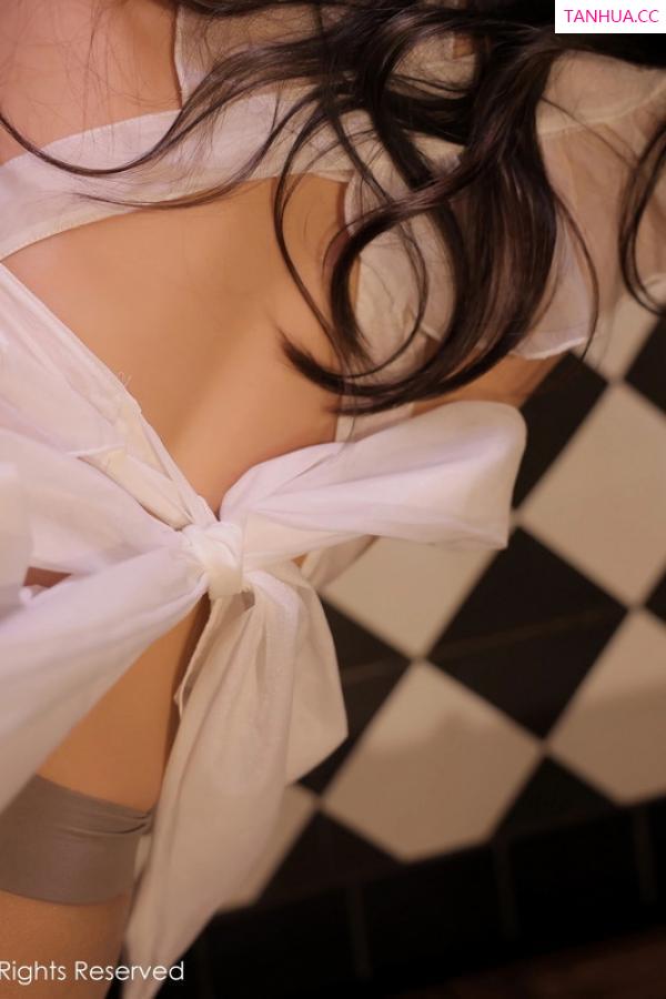 tina_甜仔  [XiuRen]高清写真图 2023.02.23 No.6310 tina_甜仔 女仆服美臀第50张图片